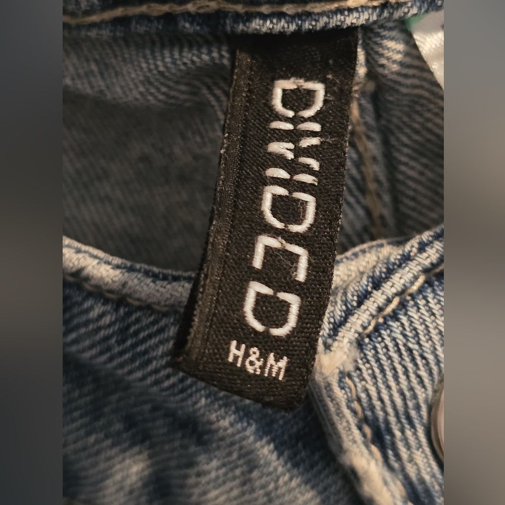 H&M Light Blue Ripped Straight Leg Jeans - Picture 12 of 13